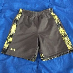 Under armour boys shorts 4T